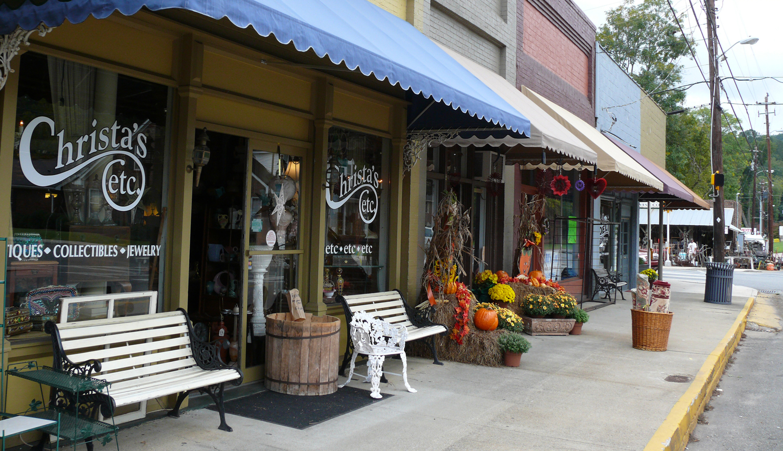 Downtown Cave Spring