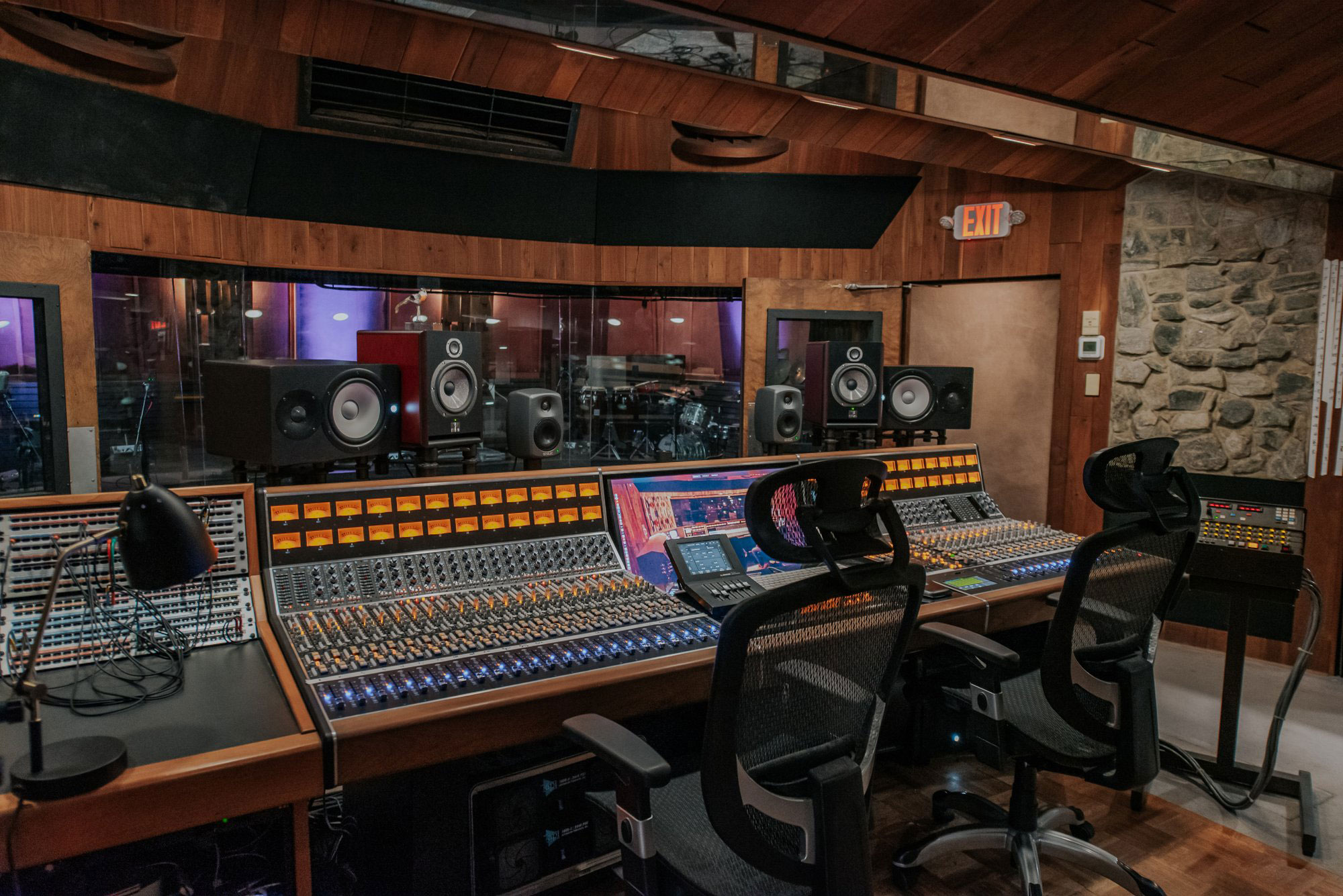 Brush Up on History in Macon Explore