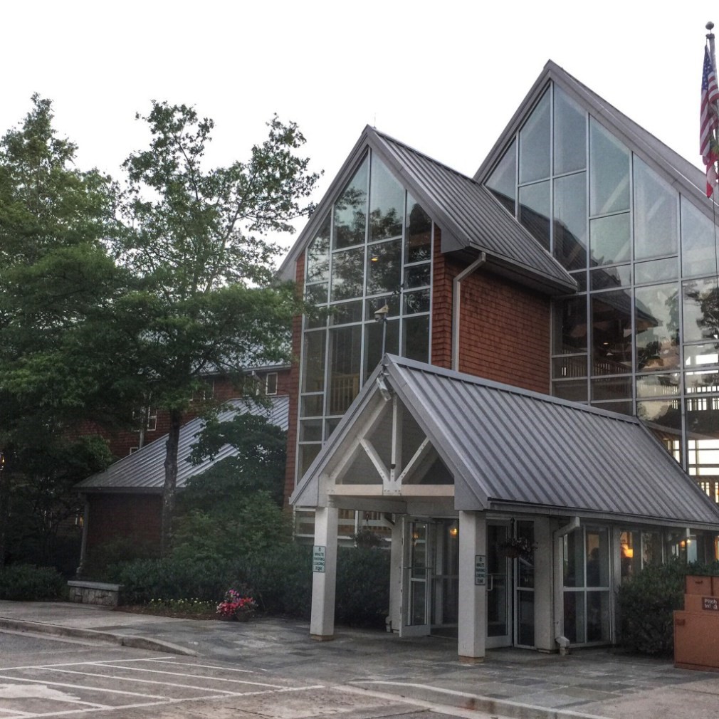 Amicalola Falls State Park & Lodge