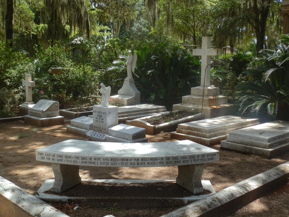 Johnny Mercer plot in Bonaventure Cemetery. Photo from Bonaventure Historical Society, Inc., Facebook.