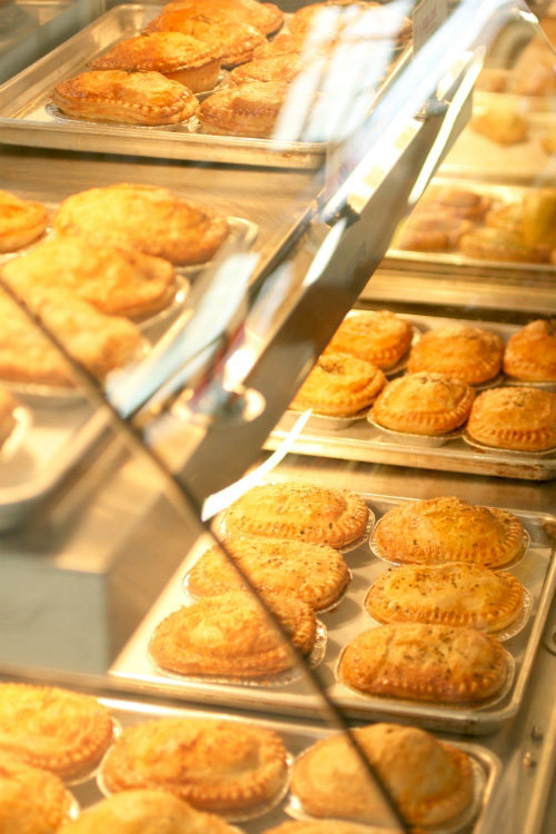 Panbury's Double Crust Pies
