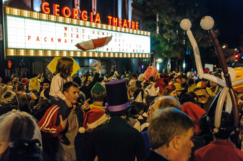 The 2024 Visitor Guide to Athens, Eat, Stay & Play