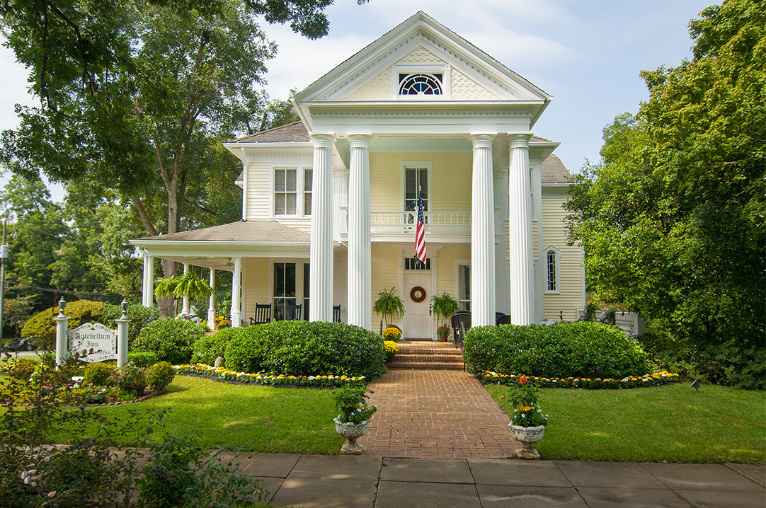 Milledgeville Places to Stay Explore