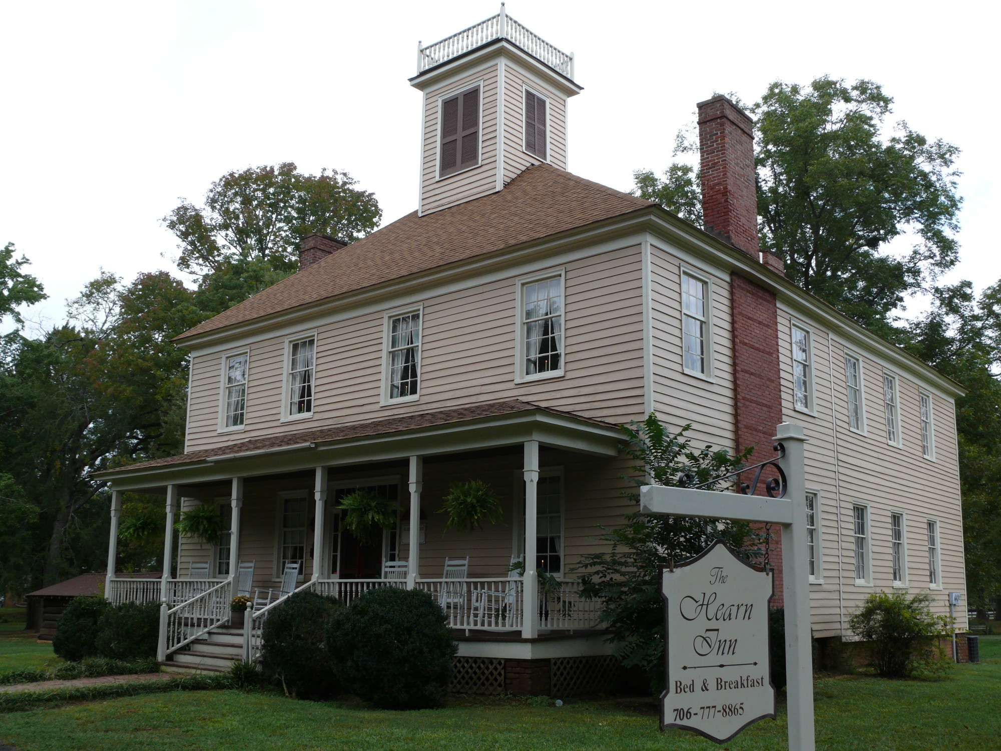 Cave Spring Places to Stay Official Tourism & Travel Website