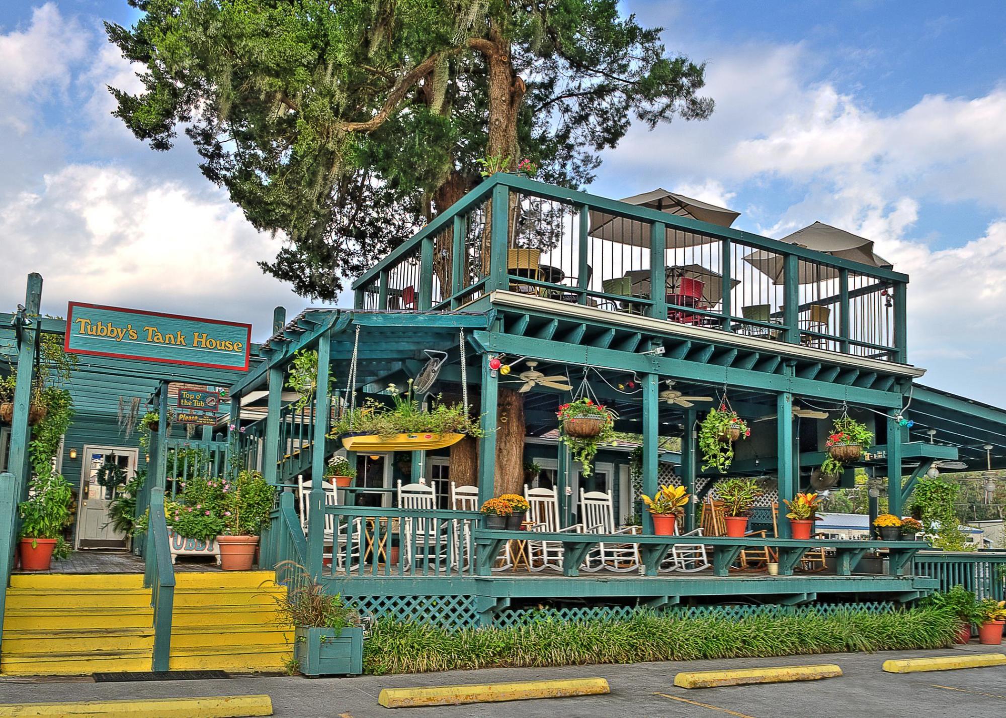 Tubby's Tank House Official Tourism & Travel Website