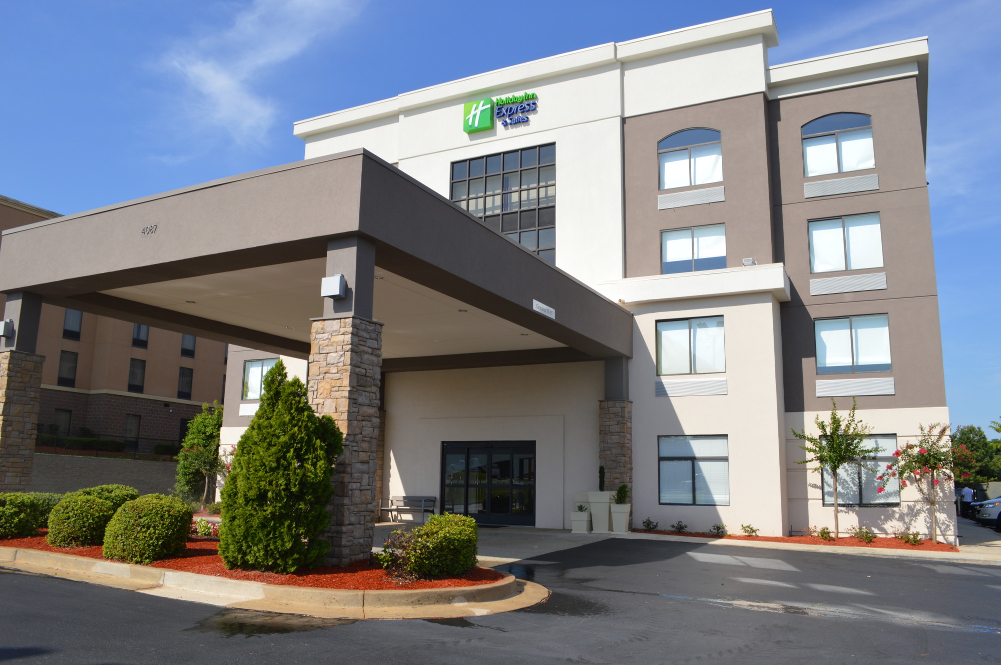 Holiday Inn Express & Suites Augusta West Ft Gordon Area Official