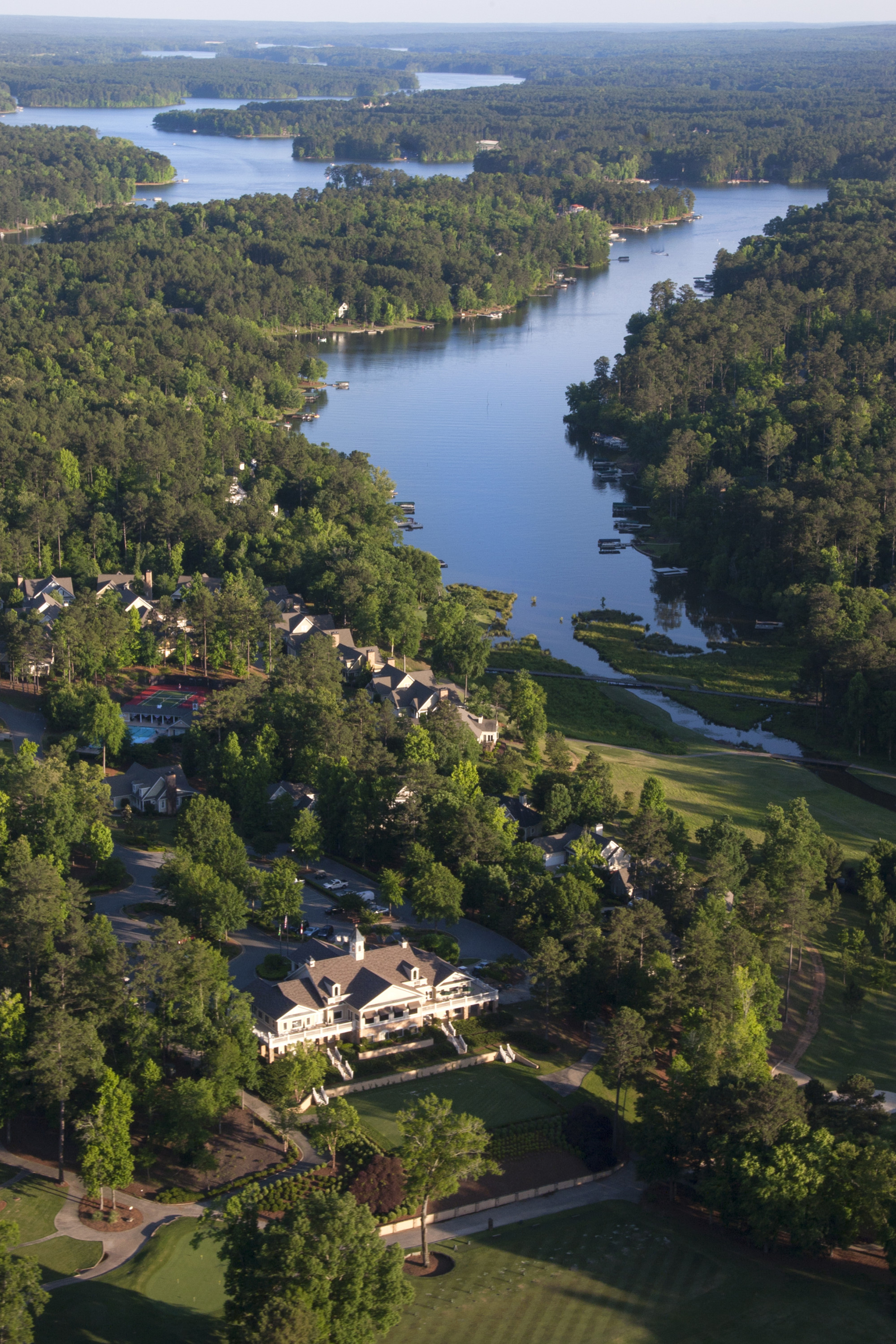 The Boathouse At Harbor Club Official Tourism & Travel