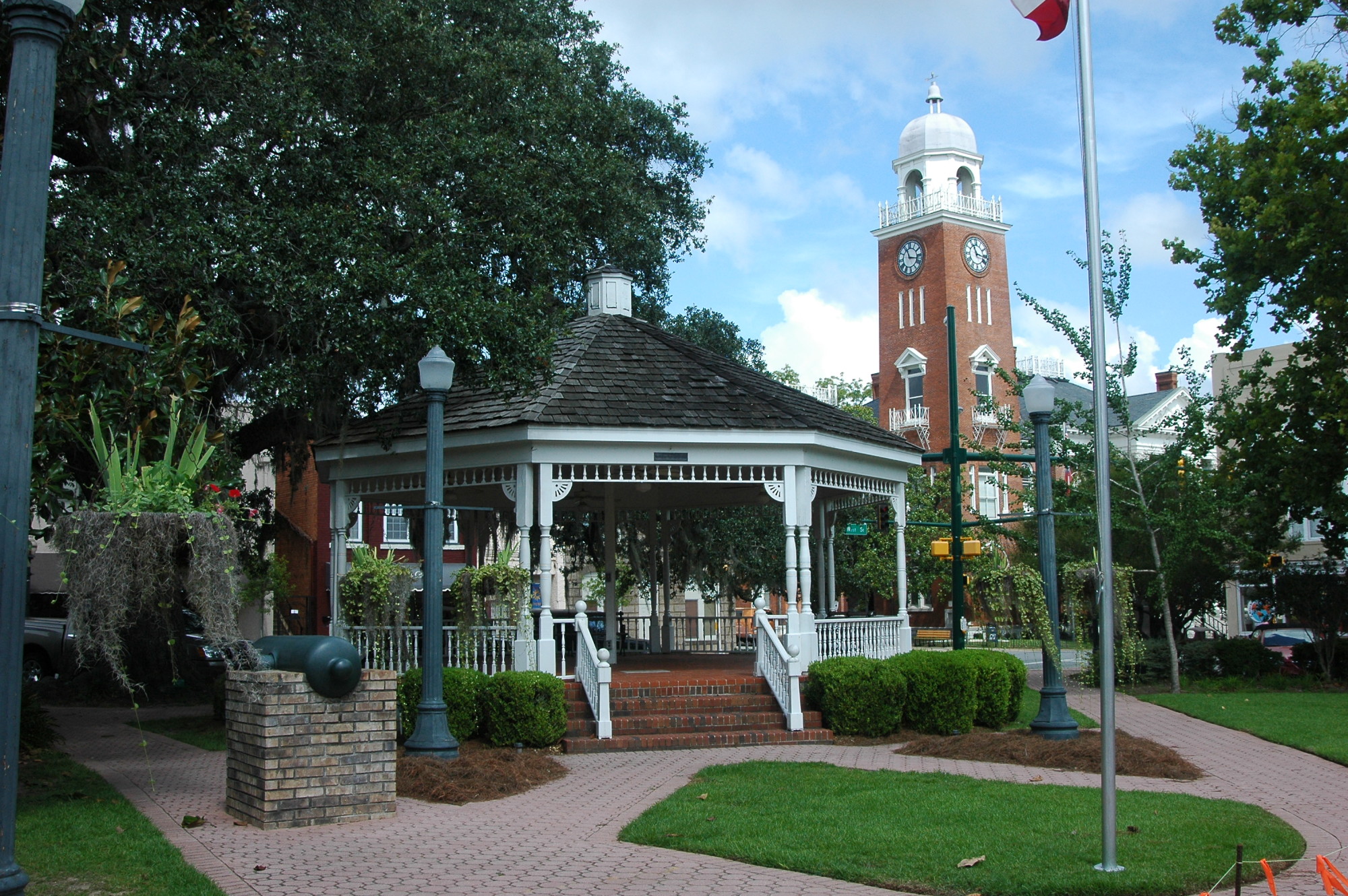 Bainbridge Newspaper