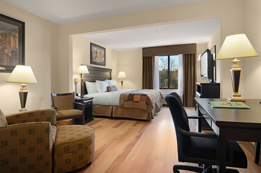 A room at the Wingate by Wyndham in LaGrange, Georgia