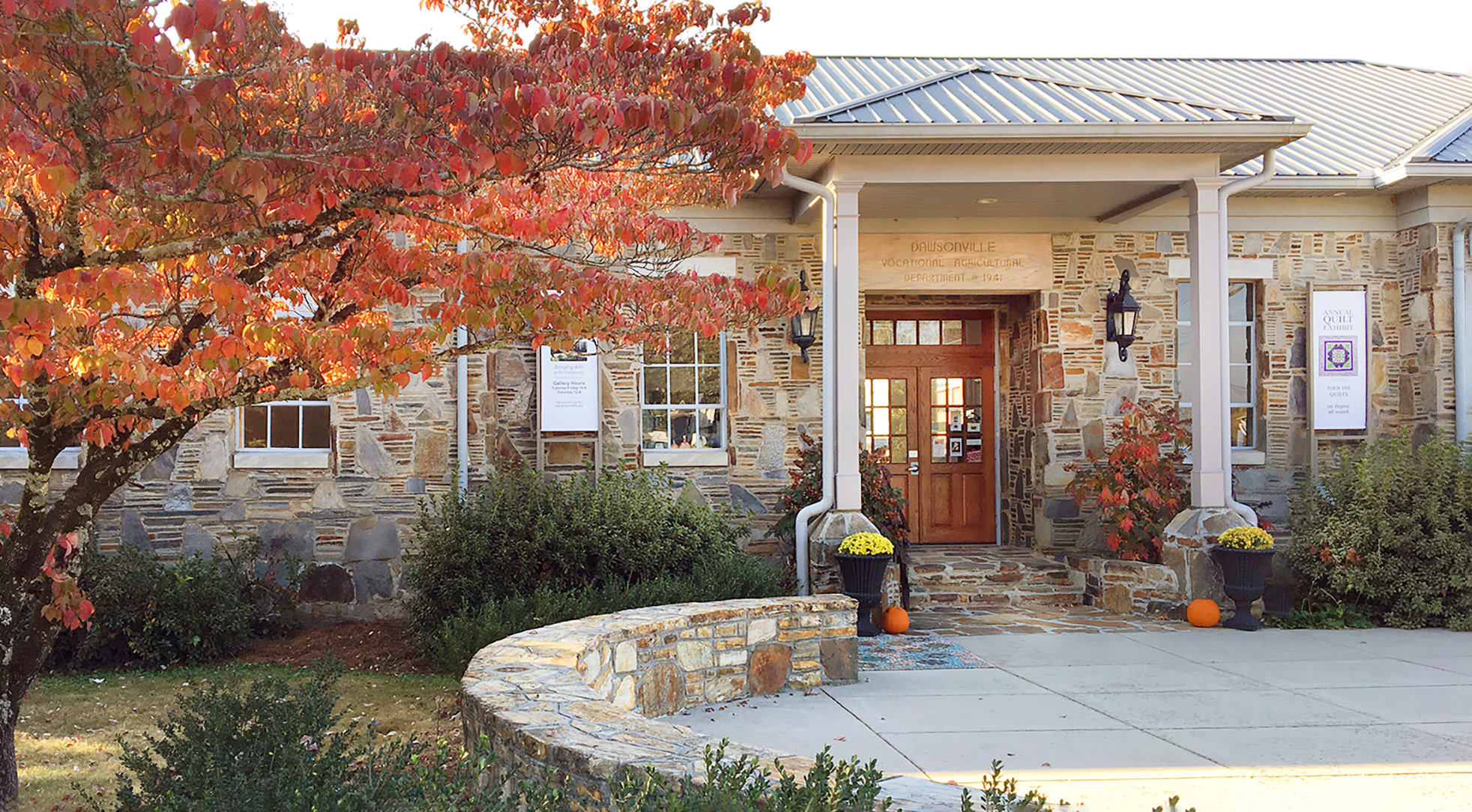 The Bowen Center for the Arts Official Tourism & Travel