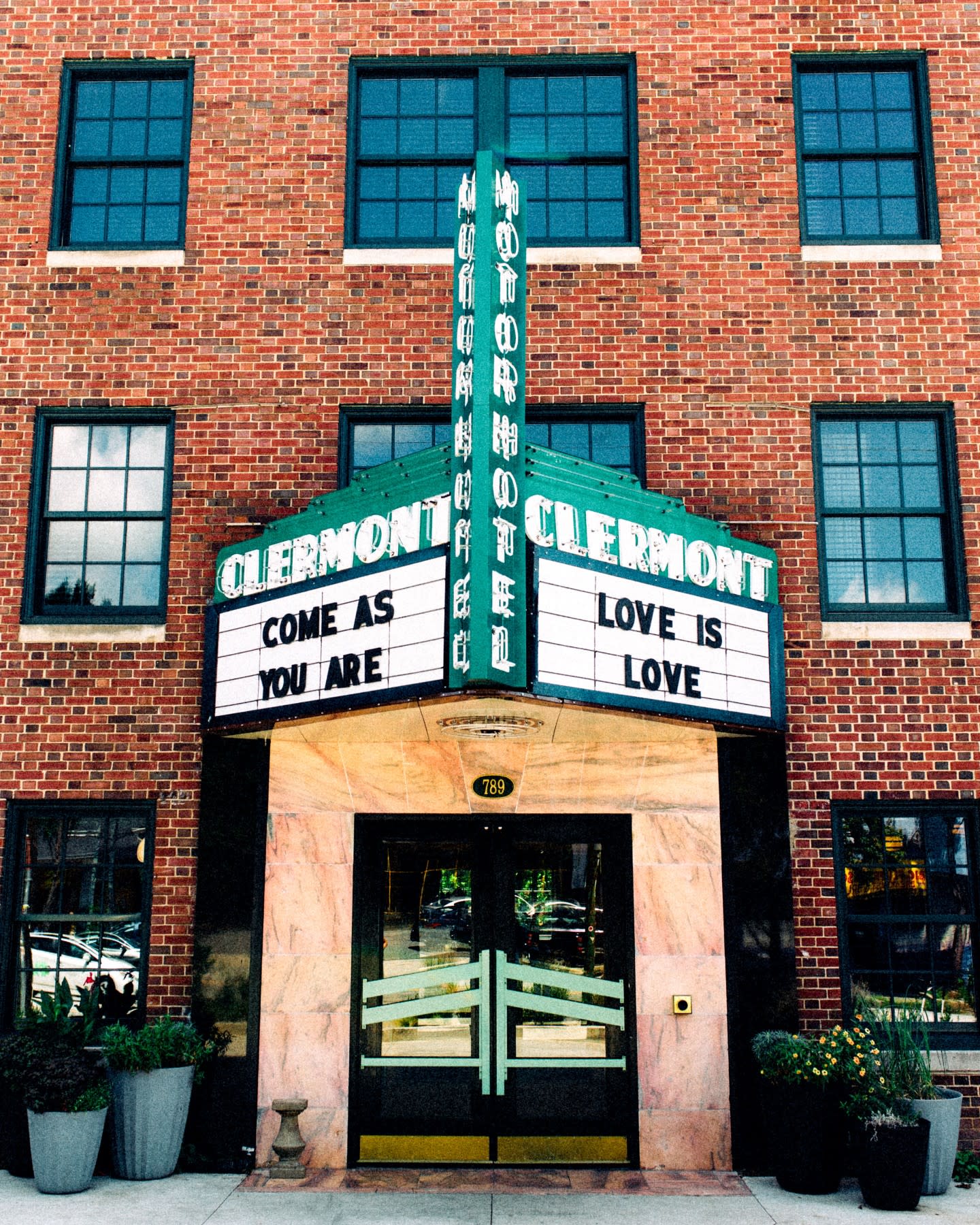 Hotel Clermont Official Tourism & Travel site Explore