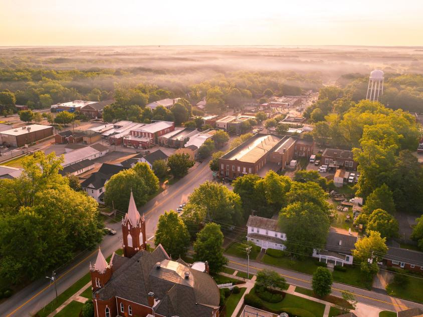 SmallTown Vacation Ideas Official Tourism & Travel