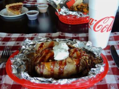 Smoke Rising BBQ in Blackshear, Georgia