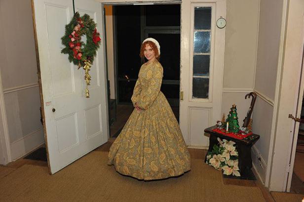 Hofwyl Broadfield Plantation at Christmas