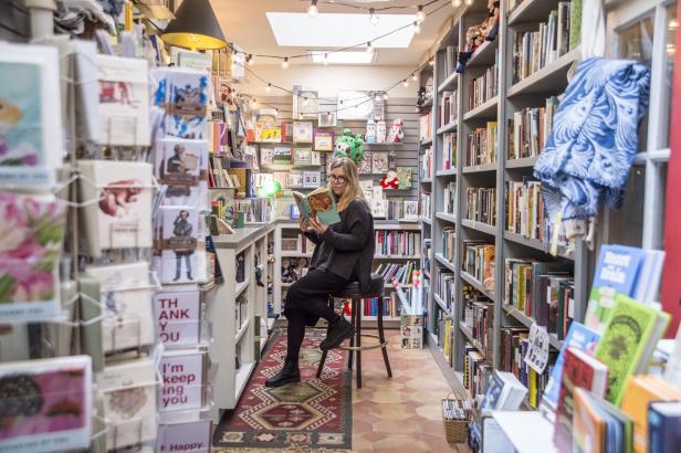 E. Shaver, Bookseller in Savannah