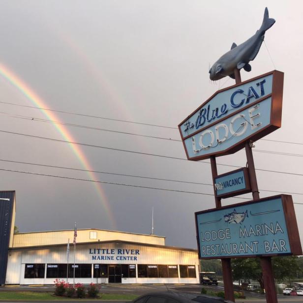 Little River Marina Blue Cat Lodge at Lake Allatoona