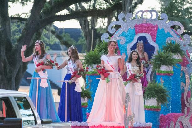 Thomasville Rose Parade float with Rose Queens. Photo by Seeing Southern Photography