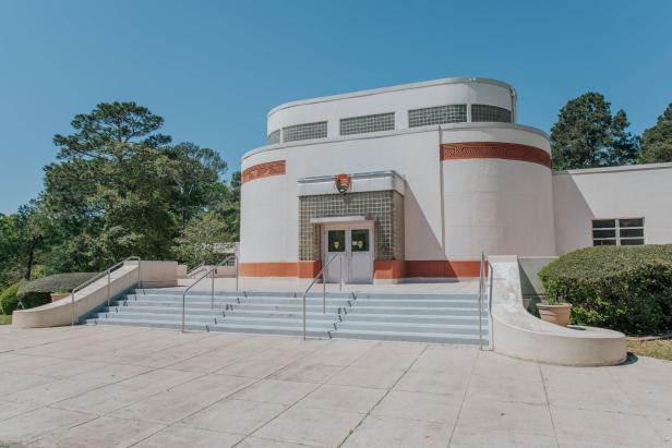 Visitor center at an historical park