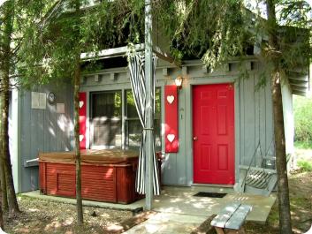 Adorable &amp; Affordable Cabin Rentals in Helen!