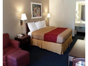 Red Roof Inn - Perry