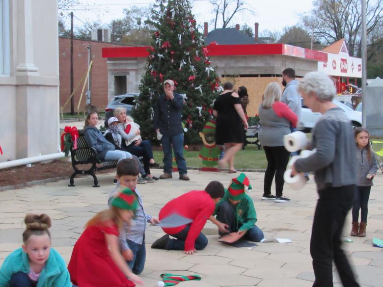 2022 Hawkinsville Ga Christmas Parade Annual Tree Lighting Ceremony Official Tourism & Travel