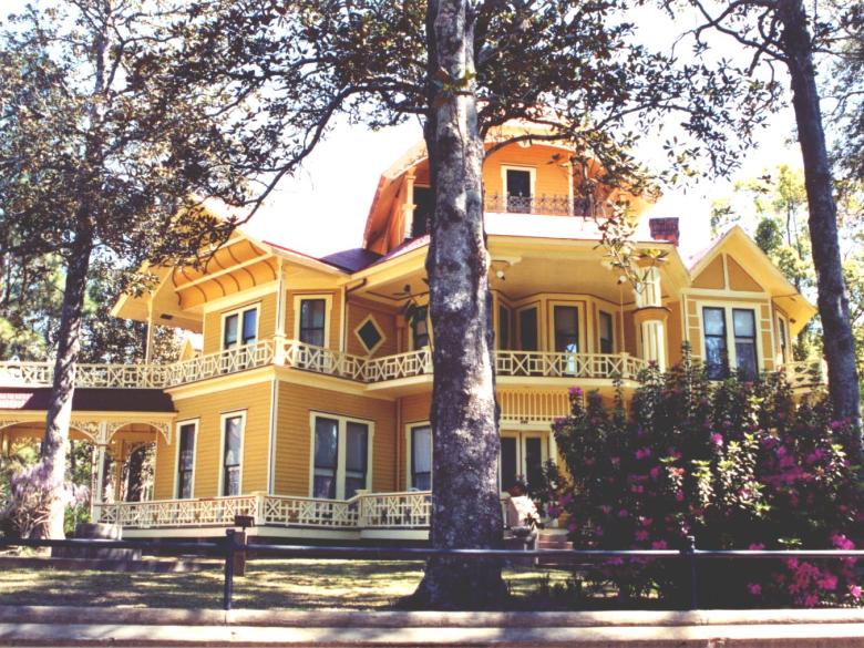 Downtown Thomasville Historic District & Visitors Center Official