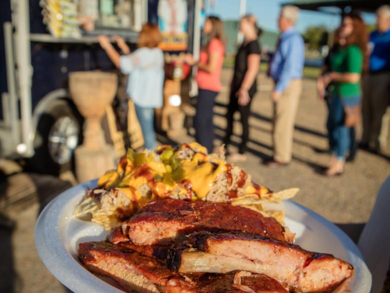 Holy Smokes BBQ Official Tourism & Travel site Explore