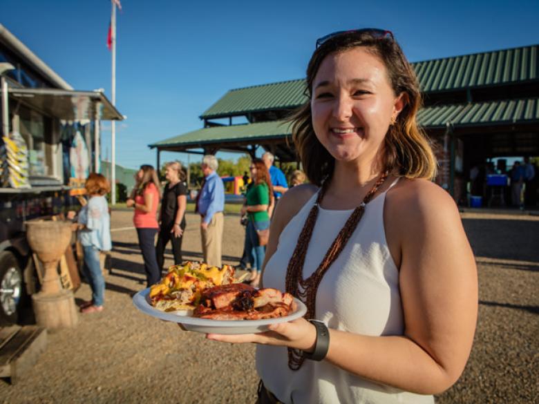 Holy Smokes BBQ Official Tourism & Travel site Explore