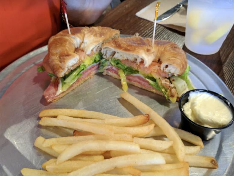 Hardware Pizza Official Tourism & Travel site Explore