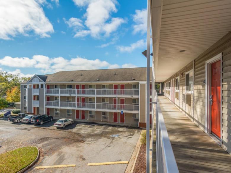 HomeTowne Studios Gainesville Official Tourism & Travel