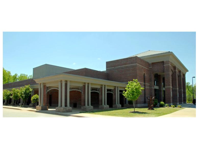 The Donald W. Nixon Centre for the Arts Official Tourism