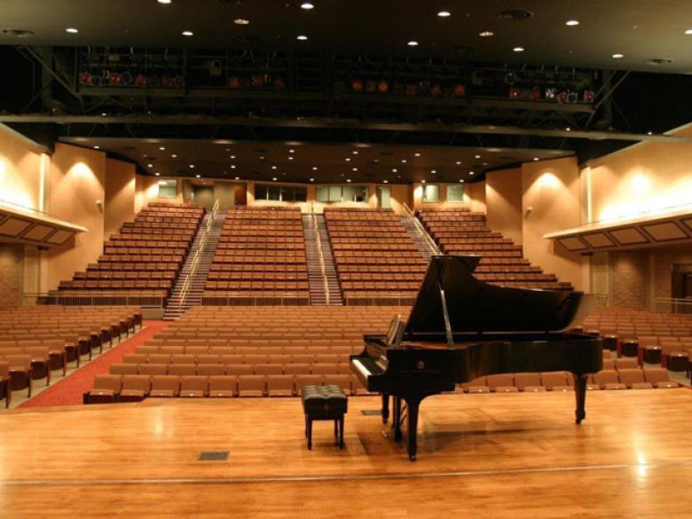 The Donald W. Nixon Centre for the Arts Official Tourism