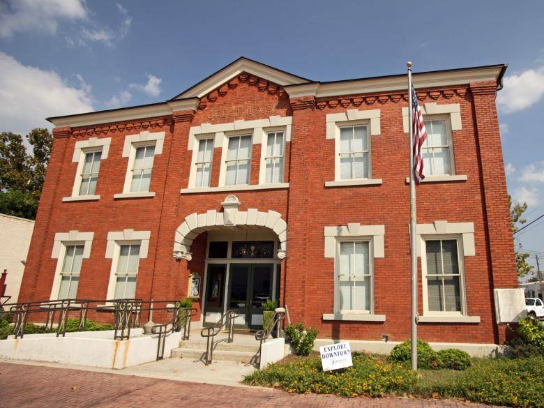 The Historic Opera House Official Tourism & Travel site