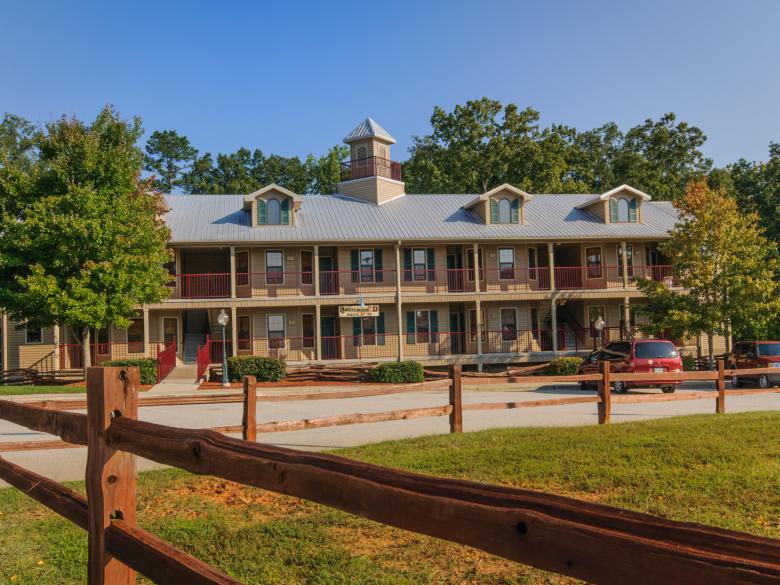 Holiday Inn Club Vacations Apple Mountain Resort Official Tourism & Travel site