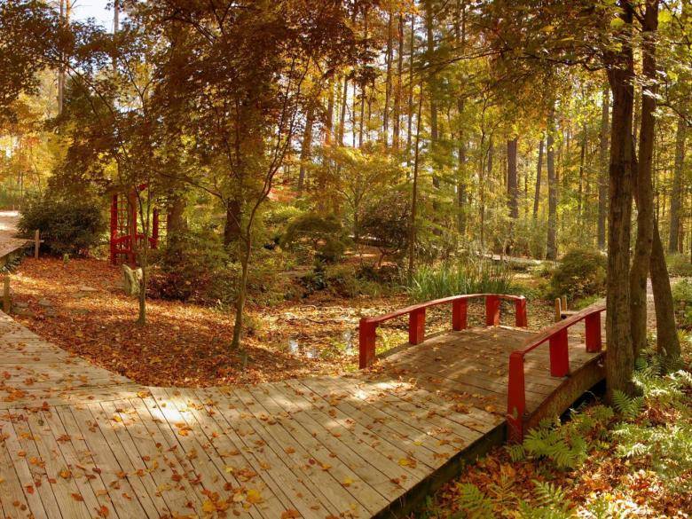 Vines Park and Mansion Official Tourism & Travel site