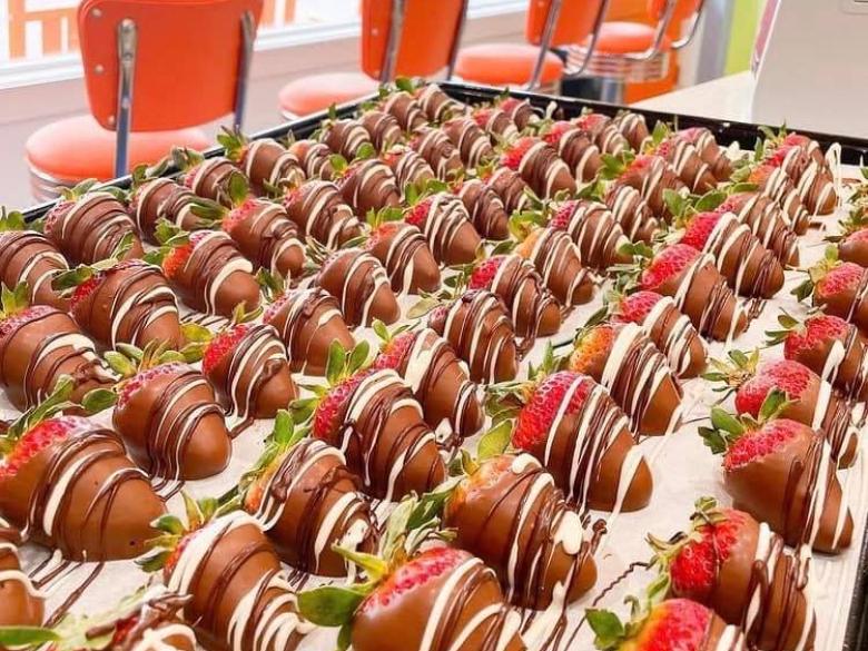 Scoops Acworth Explore