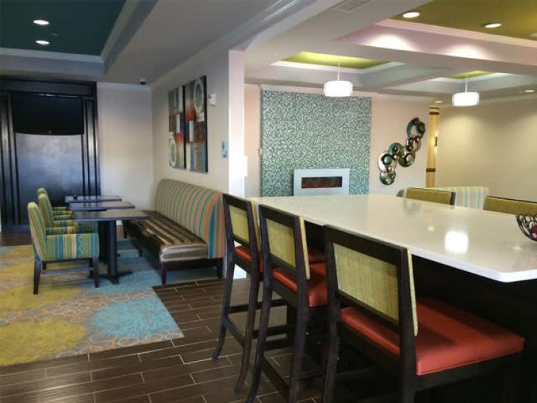 Holiday Inn Express & Suites LaGrange Official Tourism