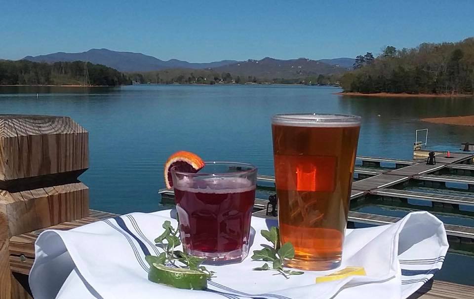 Unwind on Lake Chatuge